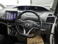 Nissan SERENA лот № 59 оценка 4  с аукциона в Японии 3