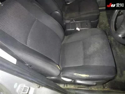 Toyota ISIS  с аукциона в Японии