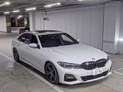 BMW 3-Series  с аукциона в Японии