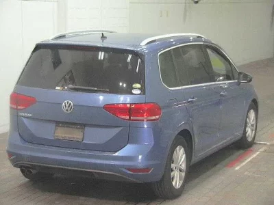 Volkswagen GOLF TOURAN