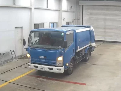 Isuzu ELF
