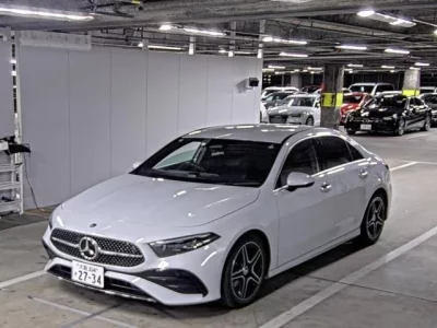 Mercedes-Benz A CLASS  с аукциона в Японии