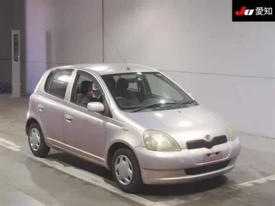 Toyota VITZ  с аукциона в Японии