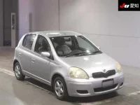 Toyota VITZ лот № 30489 оценка 3.5  с аукциона в Японии 4