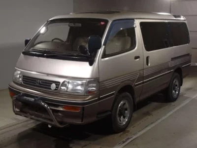 Toyota HIACE  с аукциона в Японии