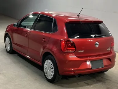 Volkswagen POLO  с аукциона в Японии