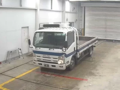 Isuzu ELF