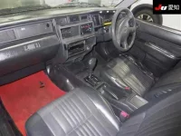 Toyota CROWN COMFORT лот № 30524 оценка 3  с аукциона в Японии 2