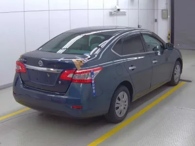 Nissan SYLPHY  с аукциона в Японии