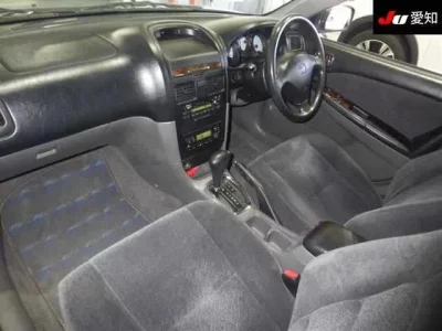 Toyota CALDINA  с аукциона в Японии