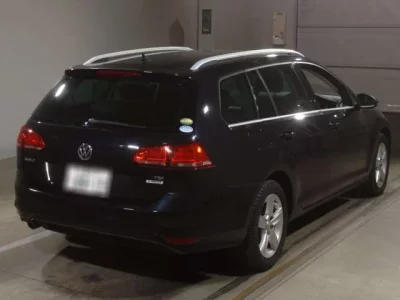 Volkswagen GOLF VARIANT