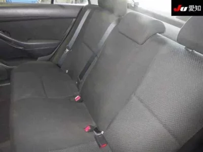 Toyota AVENSIS SEDAN