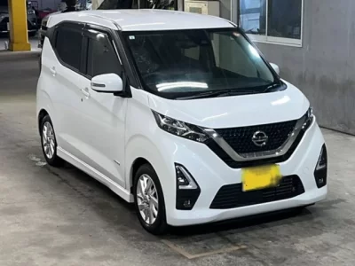 Nissan DAYZ  с аукциона в Японии