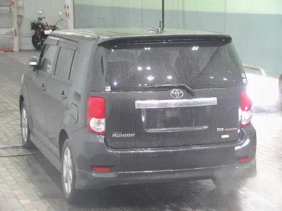 Toyota COROLLA RUMION  с аукциона в Японии