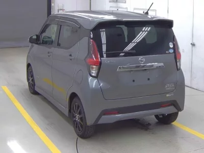 Nissan DAYZ  с аукциона в Японии