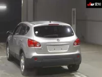 Nissan DUALIS лот № 30653 оценка 3.5  с аукциона в Японии 3