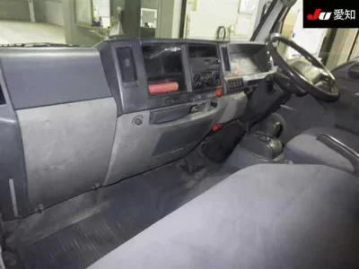 Isuzu ELF  с аукциона в Японии