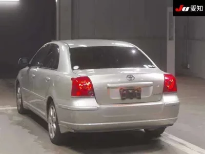 Toyota AVENSIS SEDAN