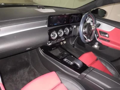 Mercedes-Benz CLA CLASS