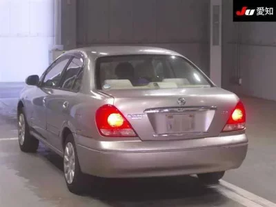 Nissan SYLPHY  с аукциона в Японии