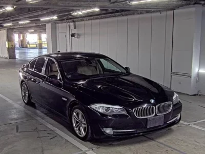 BMW 5-Series  с аукциона в Японии