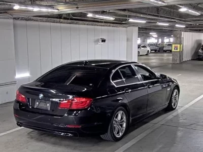 BMW 5-Series  с аукциона в Японии