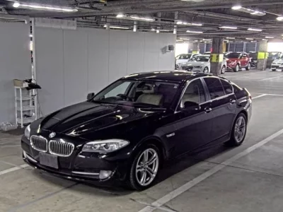 BMW 5-Series  с аукциона в Японии