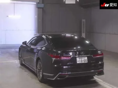 Lexus LS  с аукциона в Японии