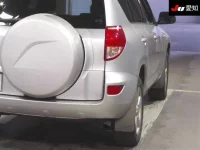 Toyota RAV4 лот № 30701 оценка 3  с аукциона в Японии 3