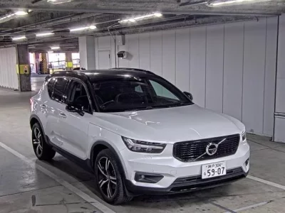 Volvo XC40  с аукциона в Японии