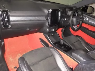 Volvo XC40  с аукциона в Японии