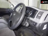 Toyota HIACE лот № 4201 оценка R  с аукциона в Японии 4