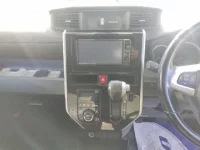 Toyota ROOMY лот № 5267 оценка 3.5  с аукциона в Японии 4