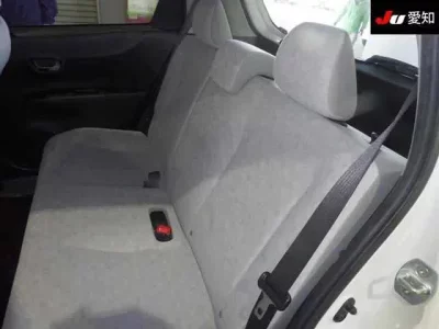 Toyota VITZ  с аукциона в Японии