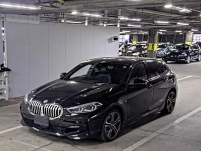 BMW 1-Series  с аукциона в Японии