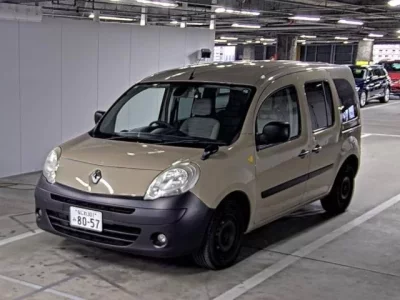 Renault KANGOO  с аукциона в Японии