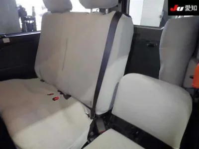 Nissan SERENA  с аукциона в Японии