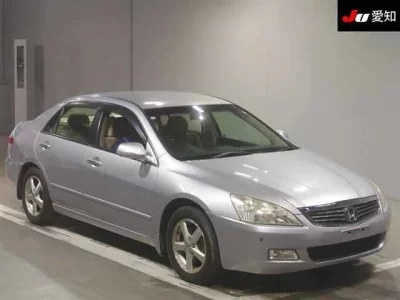 Honda INSPIRE  с аукциона в Японии