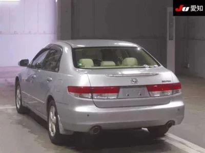 Honda INSPIRE  с аукциона в Японии