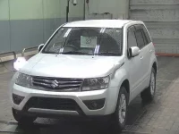 Suzuki ESCUDO лот № 32 оценка 4  с аукциона в Японии 2