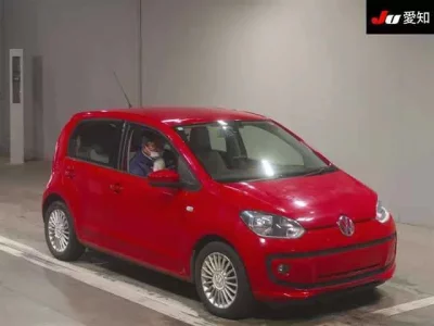 Volkswagen UP  с аукциона в Японии
