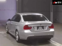 BMW 3-Series лот № 30801 оценка 3  с аукциона в Японии 1