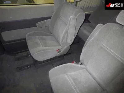 Toyota HIACE  с аукциона в Японии
