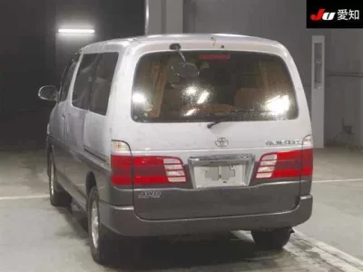 Toyota HIACE  с аукциона в Японии