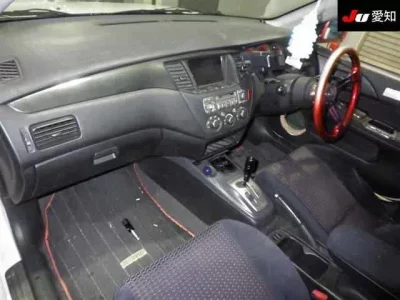 Mitsubishi LANCER  с аукциона в Японии