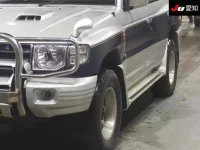 Mitsubishi PAJERO лот № 30855 оценка 3.5  с аукциона в Японии 6