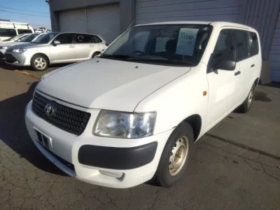Toyota SUCCEED  с аукциона в Японии