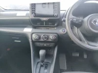 Toyota YARIS лот № 115 оценка 4  с аукциона в Японии 4