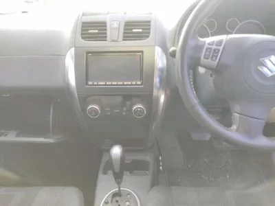 Suzuki SX-4  с аукциона в Японии