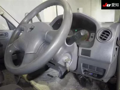 Nissan CARAVAN  с аукциона в Японии